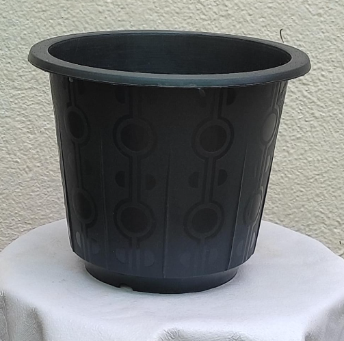 Black pot