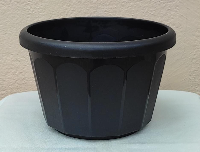Black pot